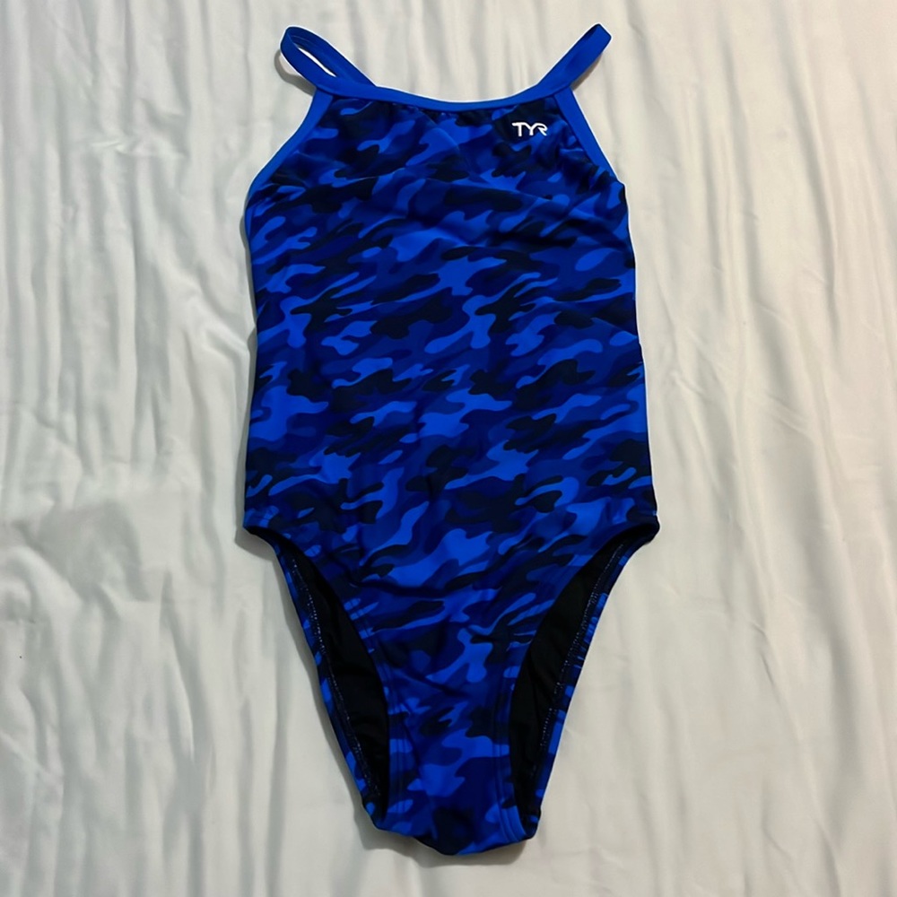 TYR Diamondfit Competitive Swim Suit Size 30